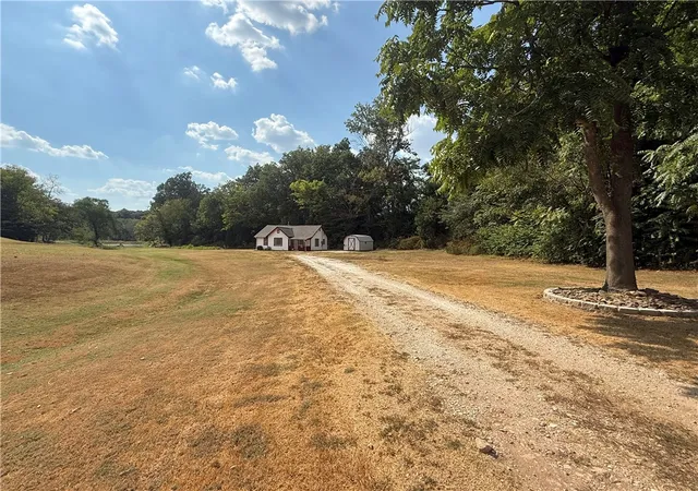 Photo 2 of Single family home for sale at 21361 Griggs Rd, Springdale, AR 72762 | MLS# 1361437 | Listing updated on 2026-09-09