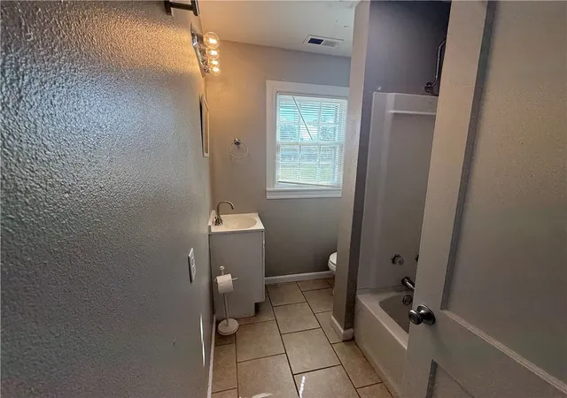 Photo 32 of Single family home for sale at 21361 Griggs Rd, Springdale, AR 72762 | MLS# 1361437 | Listing updated on 2026-09-09