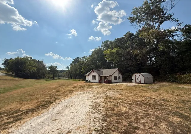 Photo 2 of Single family home for sale at 21361 Griggs Rd, Springdale, AR 72762 | MLS# 1361437 | Listing updated on 2026-09-09