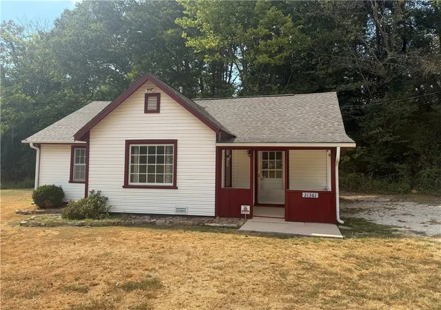 Photo 3 of Single family home for sale at 21361 Griggs Rd, Springdale, AR 72762 | MLS# 1361437 | Listing updated on 2026-09-09
