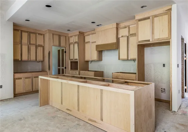 Photo 2 of Single family home for sale at 30 Quantock Hills Ln, Bella Vista, AR 72715 | MLS# 1361511 | Listing updated on 2026-09-18
