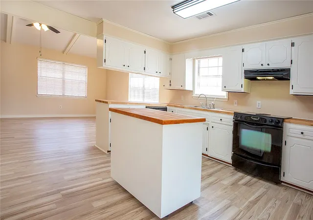 Photo 4 of Single family home for sale at 1281 S Old Hwy 64, Knoxville, AR 72845 | MLS# 1360797 | Listing updated on 2026-09-09