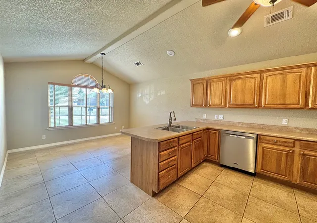 Photo 2 of Sale Pending at 173 Hawthorne Ln, Russellville, AR 72802 | MLS# 1361481 | Listing updated on 2026-09-10