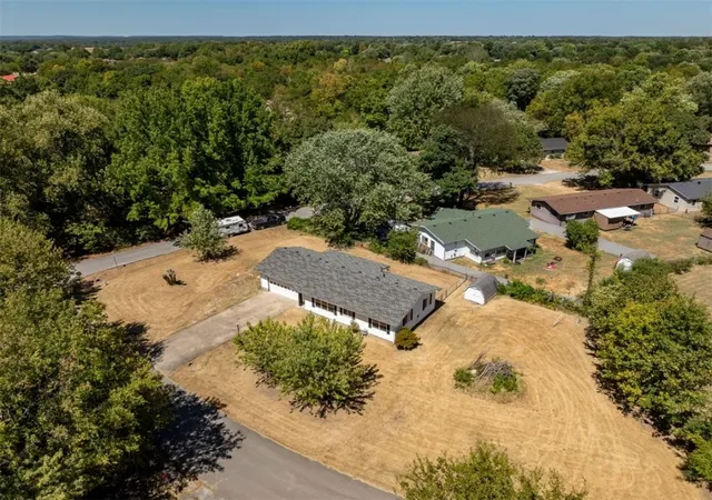Photo 2 of Single family home for sale at 102 Allen Pl, Farmington, AR 72730 | MLS# 1361555 | Listing updated on 2026-09-10