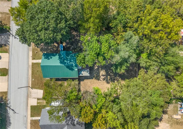 Photo 34 of Single family home for sale at 412 N Chestnut St, Harrison, AR 72601 | MLS# 1361584 | Listing updated on 2026-09-10