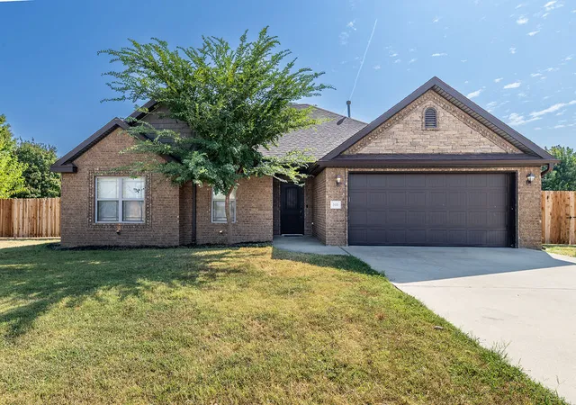 Photo 3 of Single family home for sale at 505 Blair Cir, Pea Ridge, AR 72751 | MLS# 1361585 | Listing updated on 2026-09-20