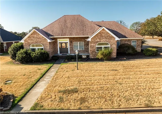 Photo 1 of Single family home for sale at 3007 Fairway Dr, Alma, AR 72921 | MLS# 1361496 | Listing updated on 2026-09-26