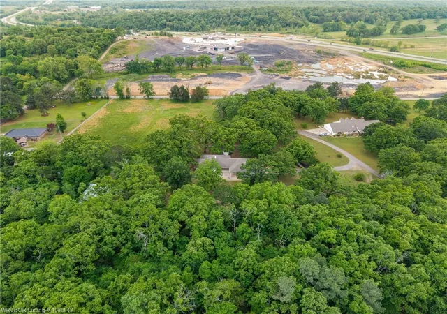 Photo 28 of Single family home for sale at 2904 Cedar Valley Dr, Greenwood, AR 72936 | MLS# 1359386 | Listing updated on 2026-09-22