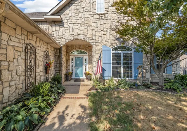 Photo 1 of Single family home for sale at 5106 S 47th Street, Rogers, AR 72758 | MLS# 1361619 | Listing updated on 2026-09-20