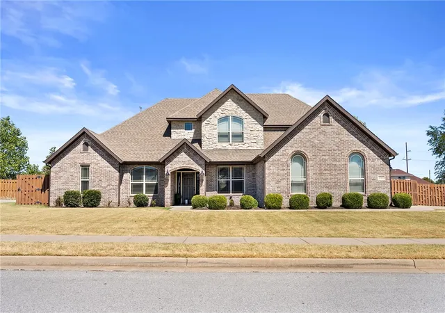 Photo 3 of Single family home for sale at 1703 Gilligan Ave, Rogers, AR 72758 | MLS# 1360476 | Listing updated on 2026-09-14