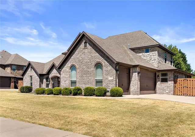 Photo 3 of Single family home for sale at 1703 Gilligan Ave, Rogers, AR 72758 | MLS# 1360476 | Listing updated on 2026-09-14