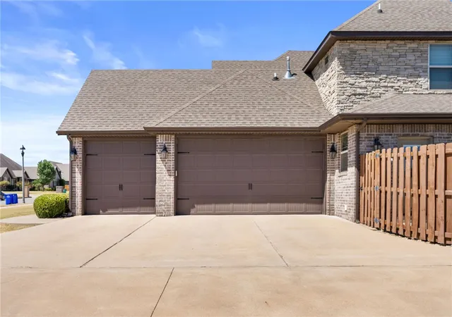 Photo 4 of Single family home for sale at 1703 Gilligan Ave, Rogers, AR 72758 | MLS# 1360476 | Listing updated on 2026-09-14