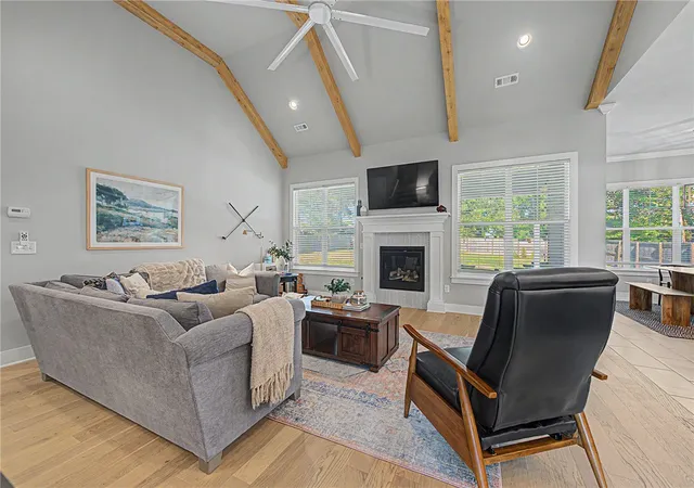 Photo 3 of Single family home for sale at 6402 S 63rd Street, Rogers, AR 72758 | MLS# 1361509 | Listing updated on 2026-09-10