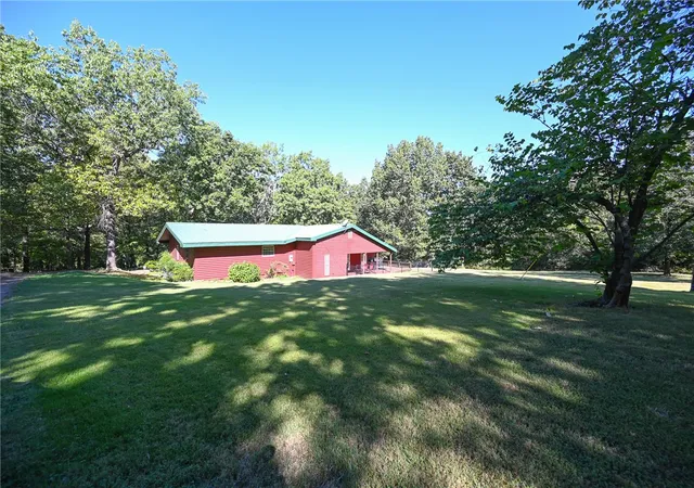 Photo 2 of Single family home for sale at 1535 Speer Dr, Harrison, AR 72601 | MLS# 1360656 | Listing updated on 2026-09-10