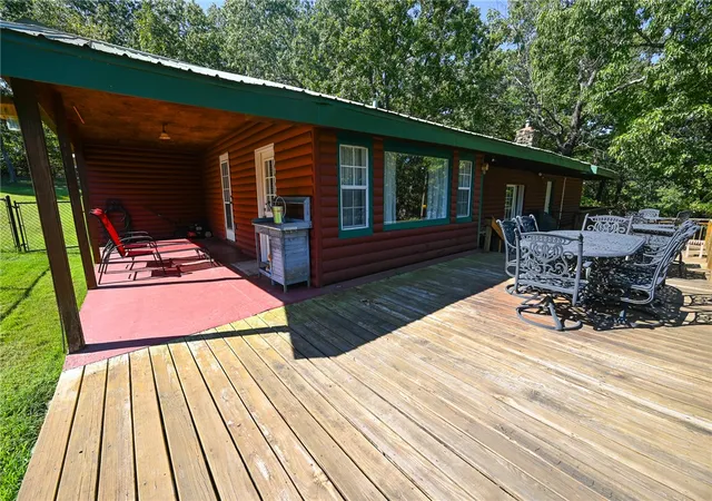 Photo 4 of Single family home for sale at 1535 Speer Dr, Harrison, AR 72601 | MLS# 1360656 | Listing updated on 2026-09-10