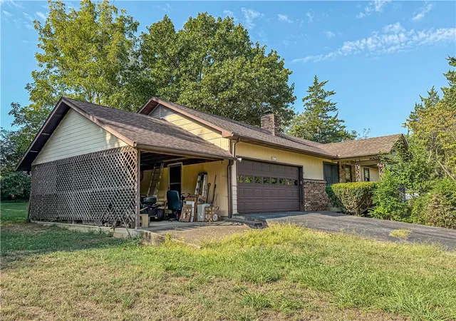 Photo 3 of Sale Pending at 417 Mc 7050, Flippin, AR 72634 | MLS# 1361515 | Listing updated on 2026-09-22