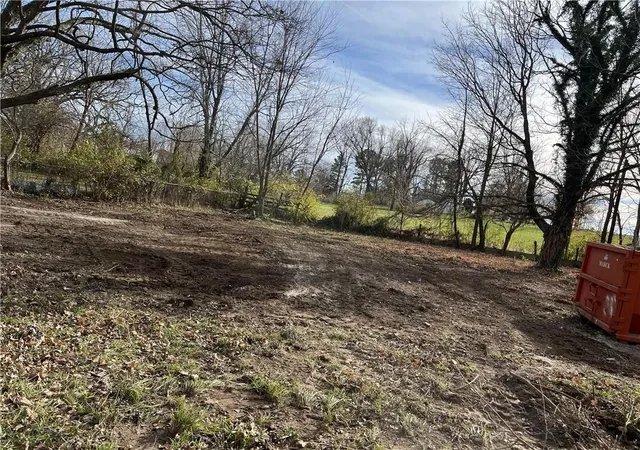 Photo 1 of Land for sale at 407 Jackson Pl, Lowell, AR 72745 | MLS# 1361669 | Listing updated on 2026-09-10