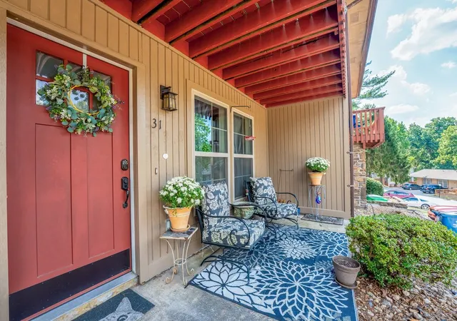 Photo 3 of Condo for sale at 31 Nantucket Dr, Bella Vista, AR 72715 | MLS# 1361255 | Listing updated on 2026-09-11