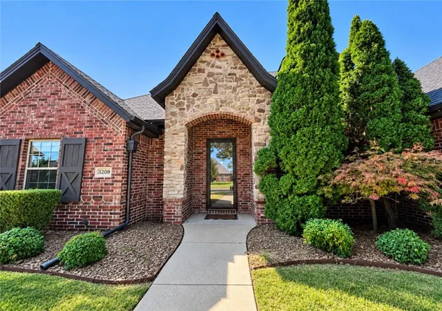 Photo 3 of Single family home for sale at 3209 Sw Joshua Ave, Bentonville, AR 72713 | MLS# 1361628 | Listing updated on 2026-09-11