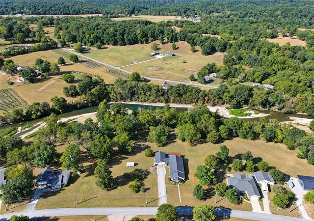 Photo 2 of Single family home for sale at 128 Riverview Dr, Anderson, MO 64831 | MLS# 1361743 | Listing updated on 2026-09-11