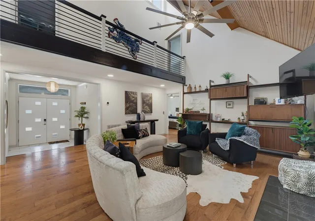 Photo 3 of Single family home for sale at 703 Bella Vista Rd, Bentonville, AR 72712 | MLS# 1359906 | Listing updated on 2026-09-11