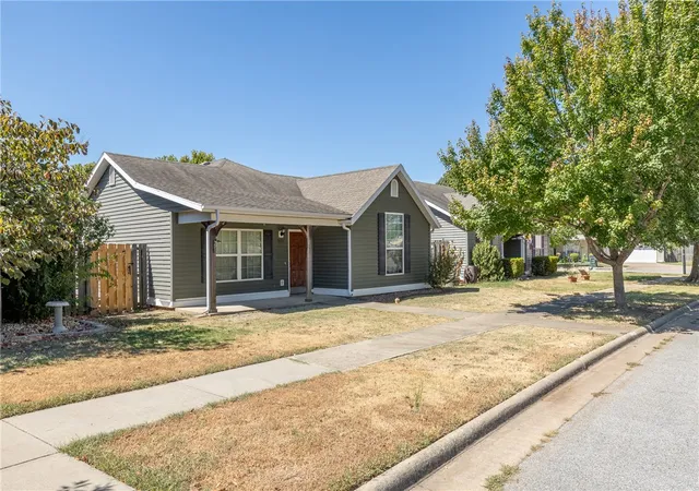 Photo 2 of Single family home for sale at 4535 W Sweetgum Ln, Fayetteville, AR 72704 | MLS# 1361299 | Listing updated on 2026-09-11