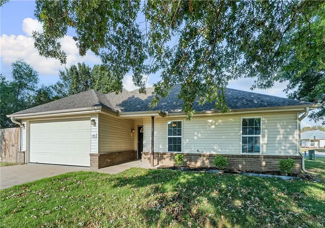 Photo 1 of Single family home for sale at 1302 Anna St, Bentonville, AR 72712 | MLS# 1361636 | Listing updated on 2026-09-11