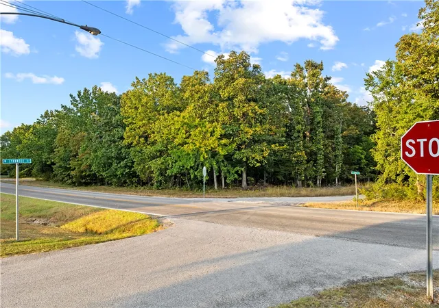 Photo 3 of Land for sale at 000 W Lynnwood Dr, Lead Hill, AR 72644 | MLS# 1361805 | Listing updated on 2026-09-11