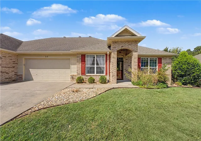 Photo 1 of Townhouse for sale at 27 Highland Pkwy, Bella Vista, AR 72715 | MLS# 1360202 | Listing updated on 2026-09-12