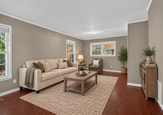 Photo 4 of Single family home for sale at 1 Old Greenwood Ln, Fort Smith, AR 72903 | MLS# 1361710 | Listing updated on 2026-09-12