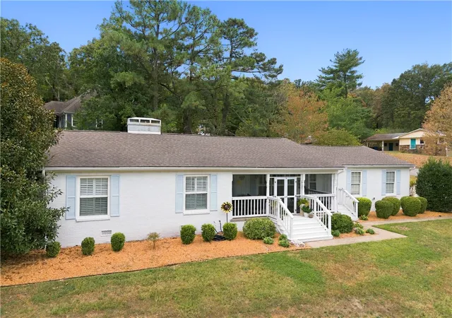 Photo 2 of Single family home for sale at 1245 E Columbus Blvd, Fayetteville, AR 72701 | MLS# 1361606 | Listing updated on 2026-09-12