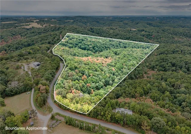Photo 1 of Sale Pending at 1351 Cr 108, Eureka Springs, AR 72632 | MLS# 1361689 | Listing updated on 2026-09-15