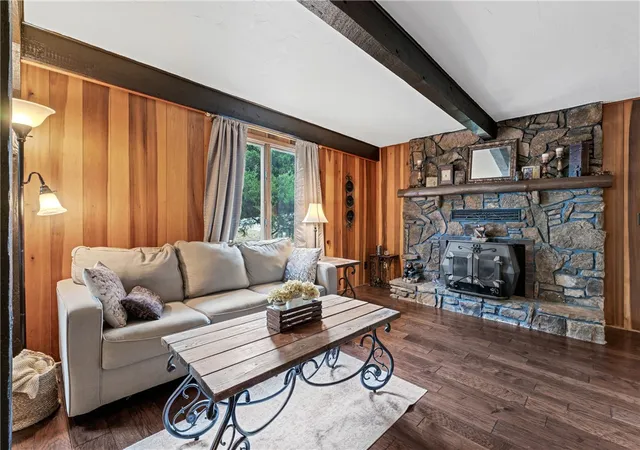 Photo 4 of Single family home for sale at 303 Ridge Rd, Eureka Springs, AR 72631 | MLS# 1361403 | Listing updated on 2026-09-11