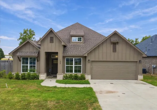 Photo 1 of Single family home for sale at 135 E Boston, Broken Arrow, OK 74012 | MLS# 1361900 | Listing updated on 2026-09-12