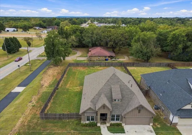 Photo 3 of Single family home for sale at 135 E Boston, Broken Arrow, OK 74012 | MLS# 1361900 | Listing updated on 2026-09-12