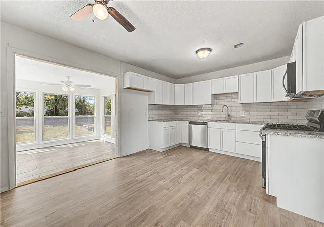 Photo 3 of Single family home for sale at 2505 Toni Ave, Springdale, AR 72762 | MLS# 1360361 | Listing updated on 2026-09-12