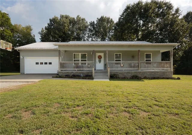 Single family home for sale at 437 Gip Annie Rd, Harrison, AR 72601 | MLS# 1361904