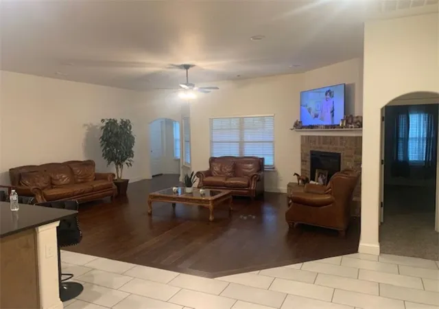 Photo 2 of Sale Pending at 214 Hunt, Pea Ridge, AR 72751 | MLS# 1361927 | Listing updated on 2026-09-12