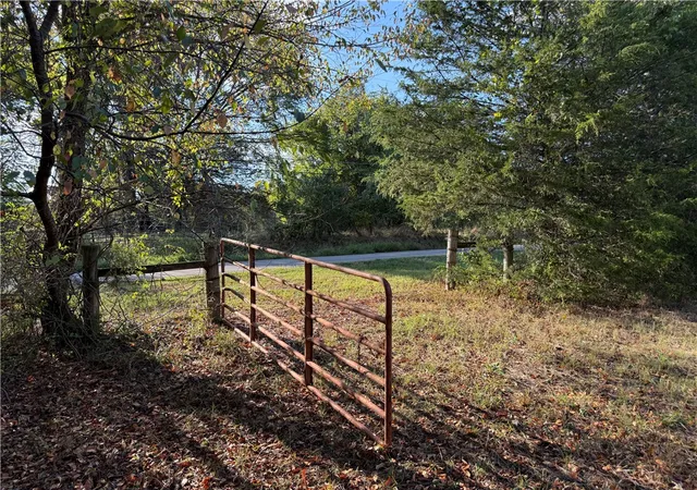 Photo 4 of Land for sale at Tbd Barcliff Dr, Ozark, AR 72949 | MLS# 1361924 | Listing updated on 2026-09-12