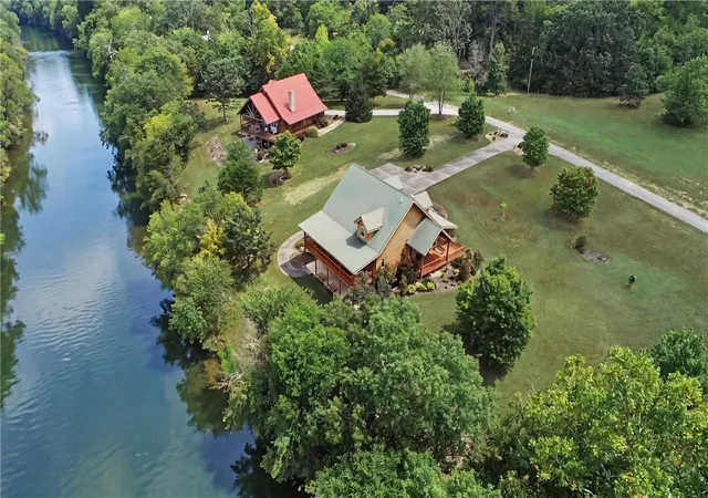 Photo 2 of Single family home for sale at 167 Bella Vista Rd, Berryville, AR 72616 | MLS# 1361958 | Listing updated on 2026-09-14