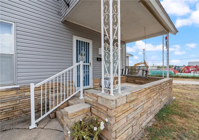 Photo 3 of Single family home for sale at 1521 S 4th Street, Rogers, AR 72756 | MLS# 1361962 | Listing updated on 2026-09-14
