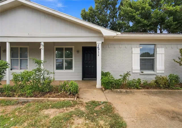 Photo 3 of Multi family home for sale at 1209 Carlsbad Tr #1209 & 1211, Fayetteville, AR 72704 | MLS# 1362047 | Listing updated on 2026-09-15