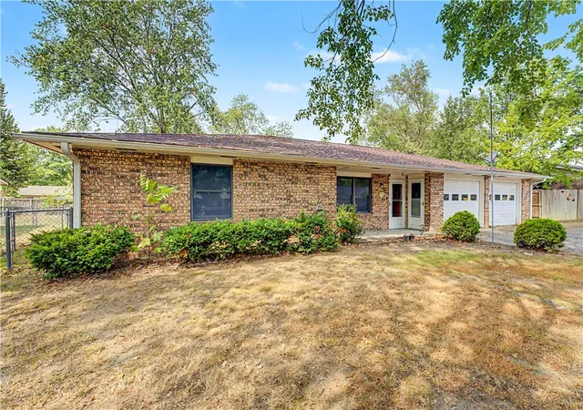 Photo 2 of Single family home for sale at 604 N 34th Street, Rogers, AR 72756 | MLS# 1362059 | Listing updated on 2026-10-16
