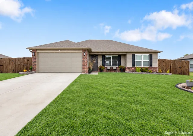 Photo 2 of Single family home for sale at 196 Stinson St, Elkins, AR 72727 | MLS# 1362010 | Listing updated on 2026-09-19