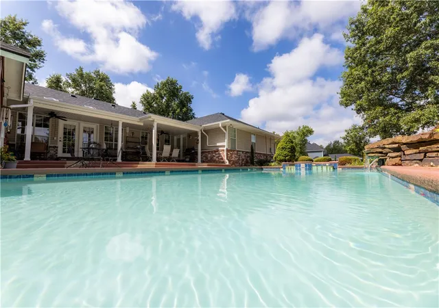 Photo 2 of Sale Pending at 2260 Albright Rd, Springdale, AR 72764 | MLS# 1361728 | Listing updated on 2026-09-16