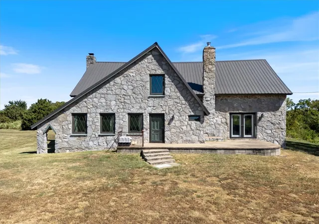 Single family home for sale at 14282 530 Road, Colcord, OK 74338 | MLS# 1361592