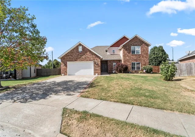 Photo 1 of Single family home for sale at 805 Rachael Ct, Siloam Springs, AR 72761 | MLS# 1362229 | Listing updated on 2026-10-21