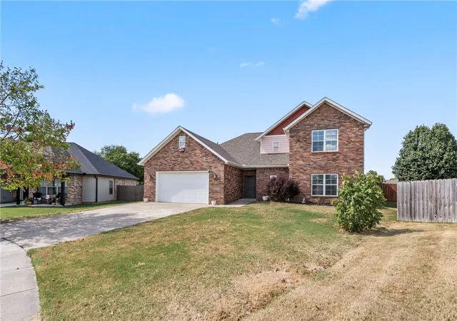 Photo 2 of Single family home for sale at 805 Rachael Ct, Siloam Springs, AR 72761 | MLS# 1362229 | Listing updated on 2026-10-21