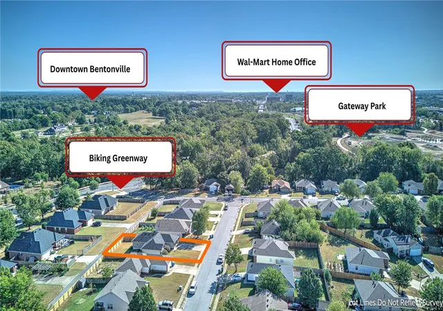 Photo 3 of Sale Pending at 2306 Sw Choctaw, Bentonville, AR 72712 | MLS# 1362041 | Listing updated on 2026-10-21