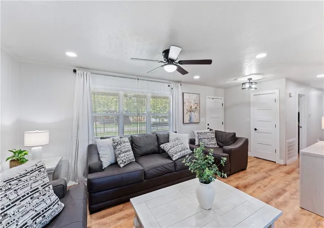 Photo 3 of Single family home for sale at 1813 S J St, Rogers, AR 72756 | MLS# 1362343 | Listing updated on 2026-10-21